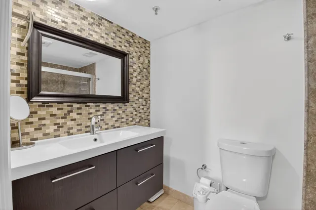 $200,000 | 6815 Willow Wood Drive, Unit 4023, Boca Raton, FL 33434