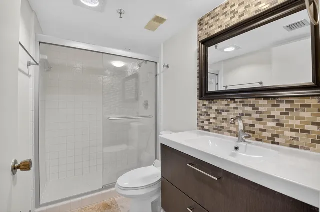 $200,000 | 6815 Willow Wood Drive, Unit 4023, Boca Raton, FL 33434