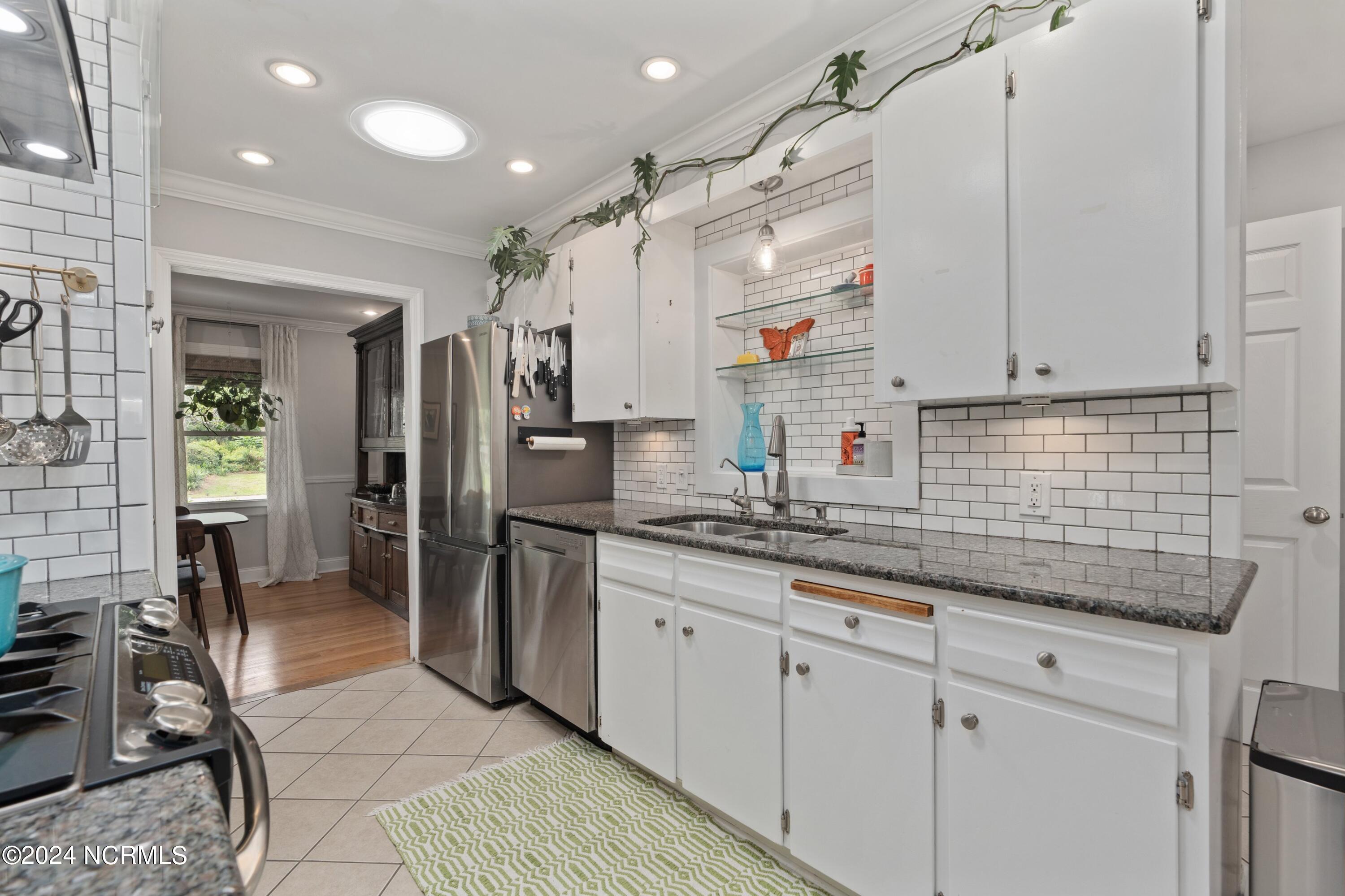 1408 Robin Hood Road Wilmington, NC 28401 - Photo 17 of 44 045-1408RobinhoodRoad-Wilmington-NC-2840