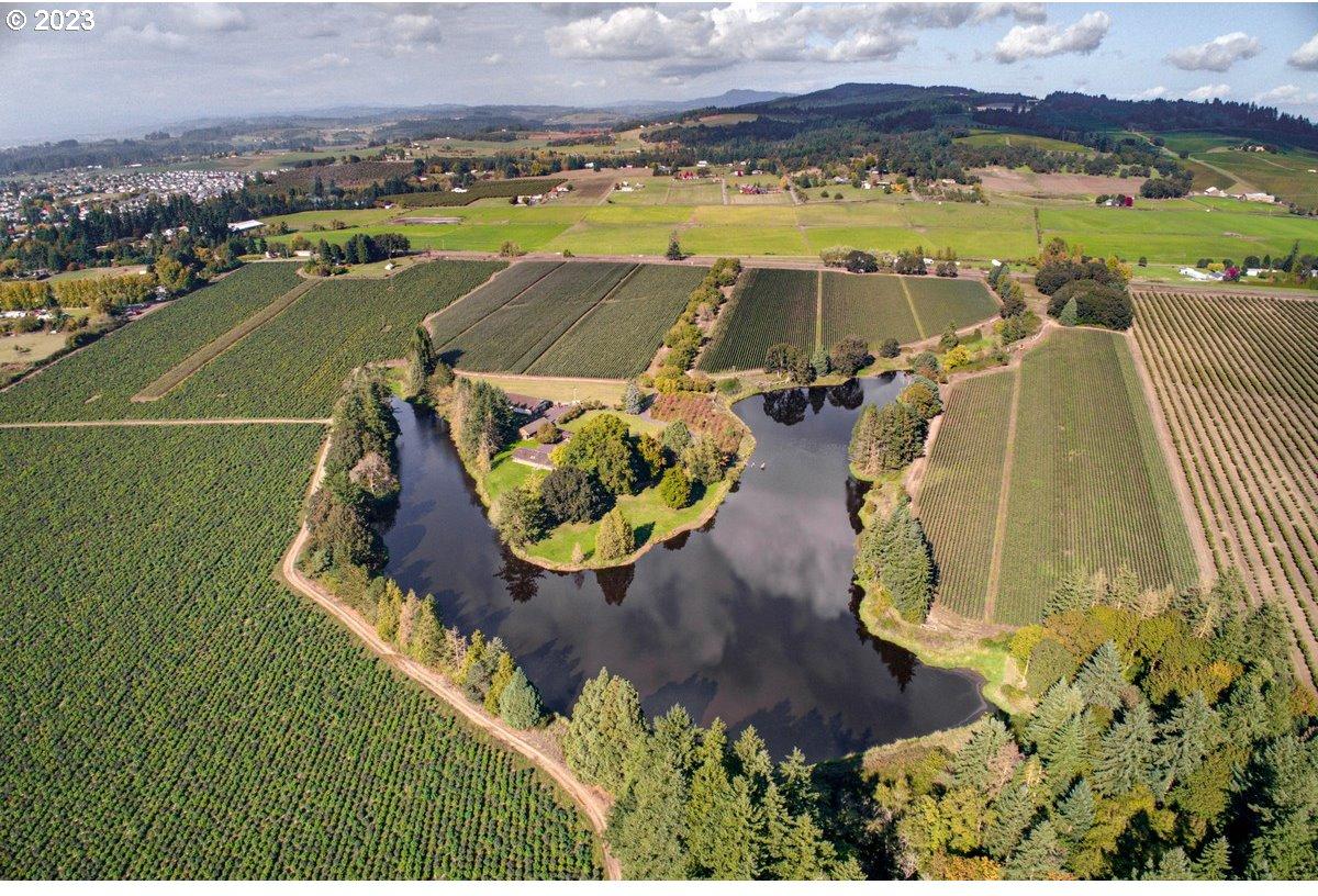 13750 Southeast Locks Loop Road Dayton, OR 97114 - Photo 13 of 30 Gallery Image 13
