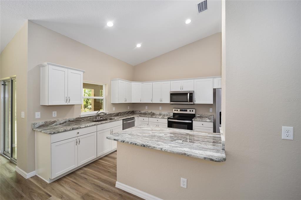 9256 Southwest 125th Ct Road Dunnellon, FL 34432 - Photo 5 of 27