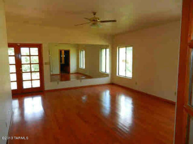 396 Camino Osito Rio Rico, AZ 85648 - Photo 7 of 8