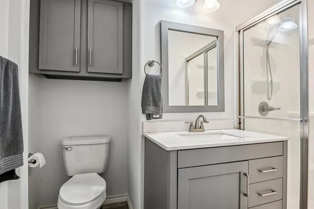 $250,000 | 405 Willard-Hall Street, Leonard, TX 75452