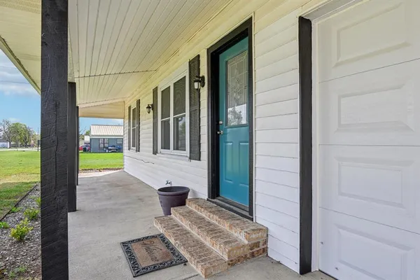 $235,000 | 405 Willard-Hall Street, Leonard, TX 75452
