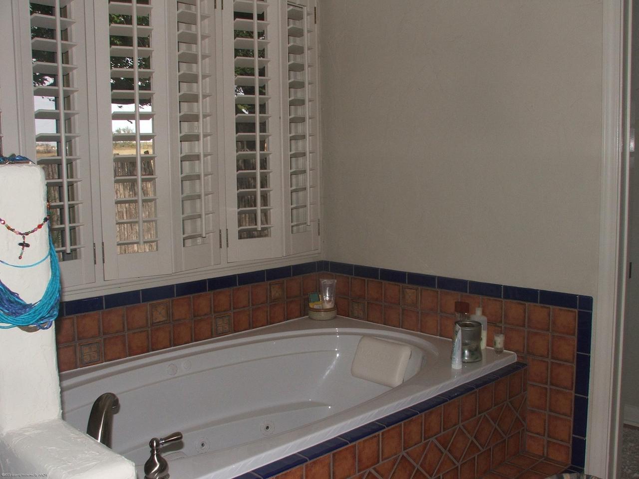 6301 West Country Club Road Canyon, TX 79015 - Photo 8 of 13 Master Bath 2