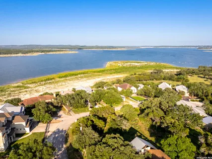 $849,000 | 1482 Stagecoach Drive, Canyon Lake, TX 78133