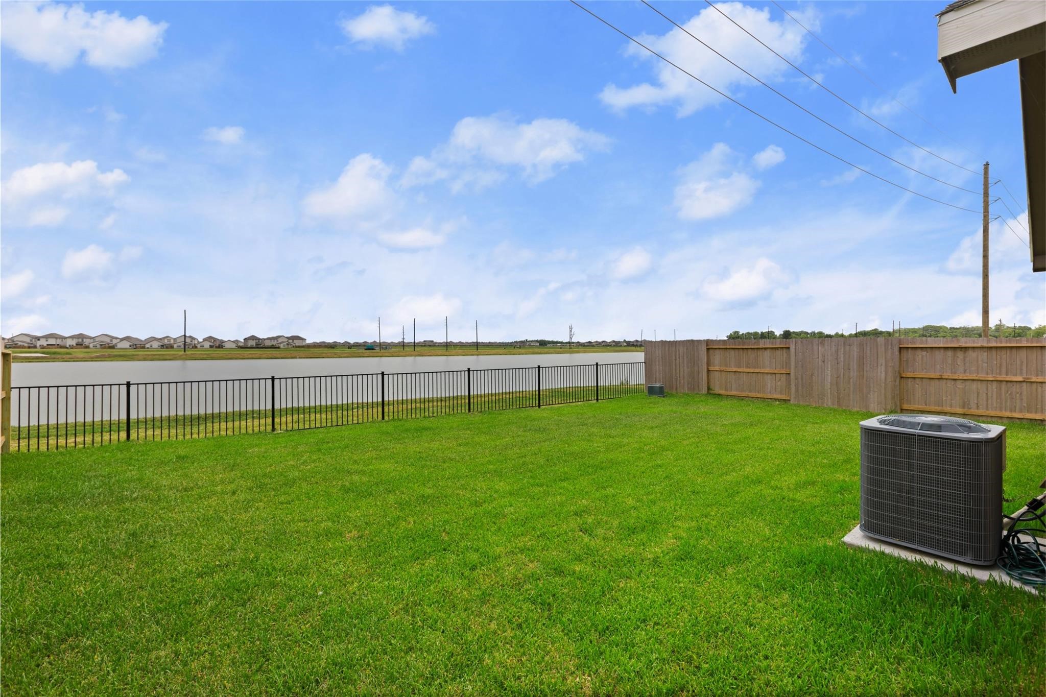 1222 Elsinore Drive Rosharon, TX 77583 - Photo 21 of 25