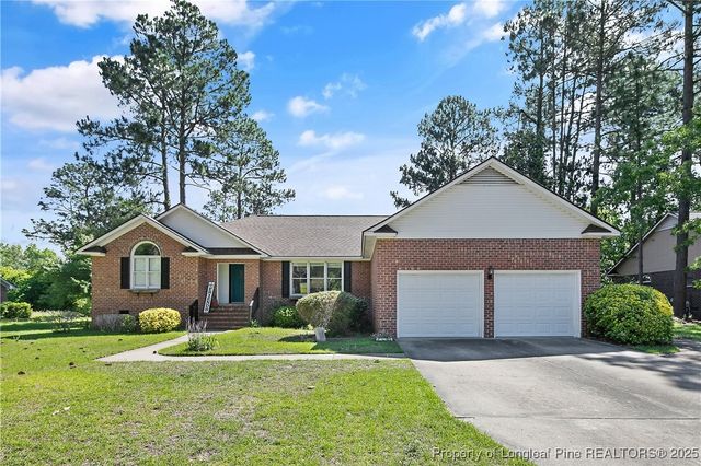 $348,500 | 7578 Firethorn Drive, Fayetteville, NC 28311
