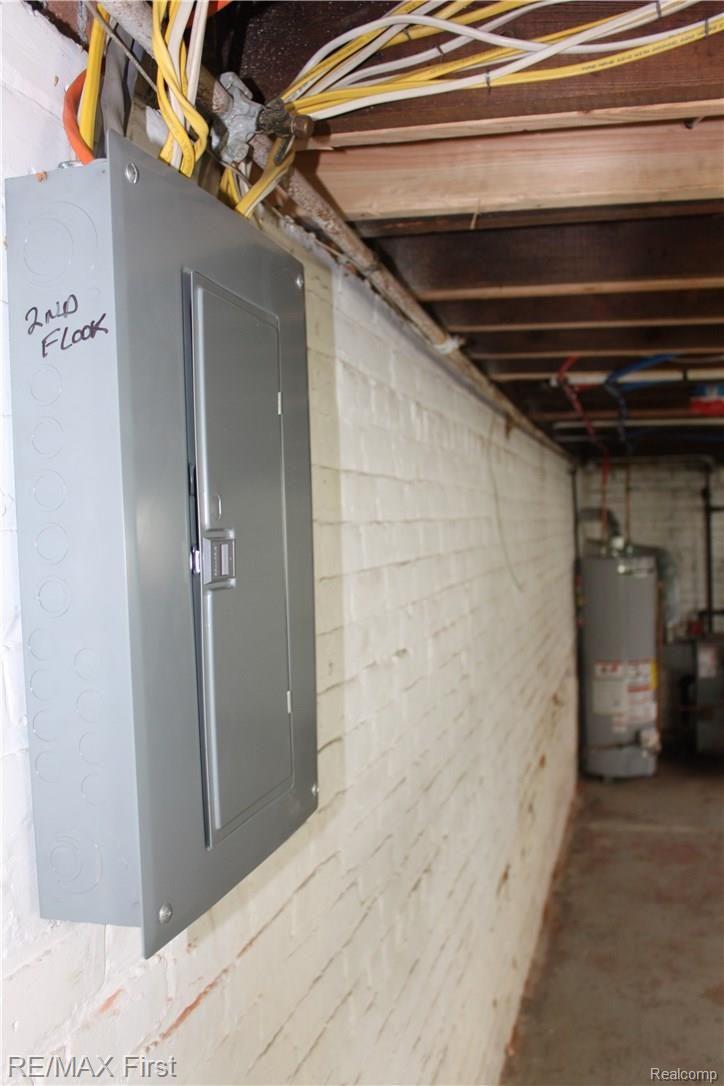 914 Alter Road Detroit, MI 48215 - Photo 9 of 17 IIBasement.jpg