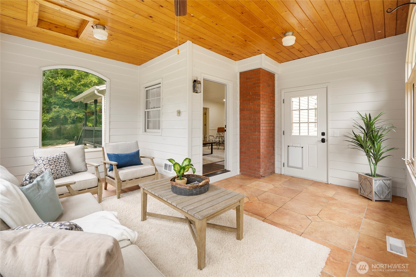 19503 Welch Road Snohomish, WA 98296 - Photo 15 of 39 Gallery Image 15
