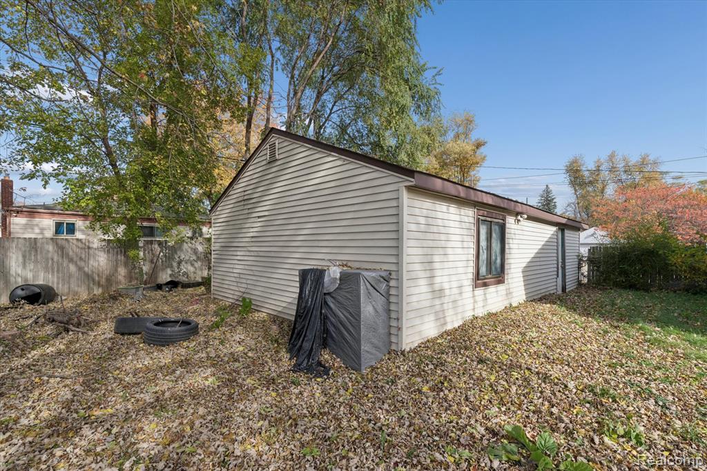 25908 Beverly Road Taylor, MI 48180 - Photo 34 of 36 Gallery Image 34