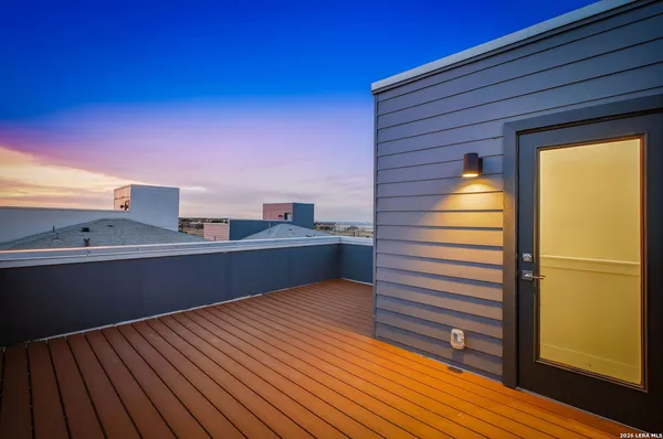 $2,295 | 7940 Kennedy Hill Drive, Unit 7, San Antonio, TX 78235