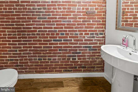 $775,000 | 1234-00 Hamilton Street, Unit 105, Philadelphia, PA 19123