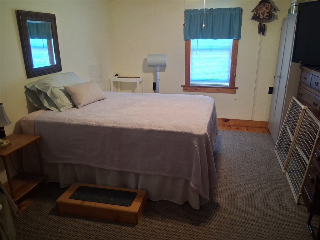 465 Tully Road Orange, MA 01364 - Photo 13 of 20