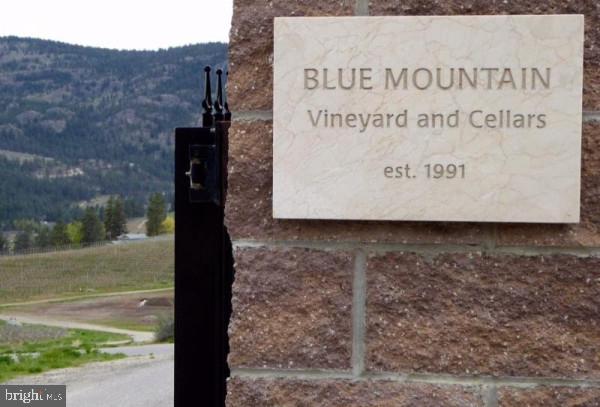 1575 Creekside Road, Unit A21 Whitehall, PA 18052 - Photo 19 of 21 a sign on the side of a building