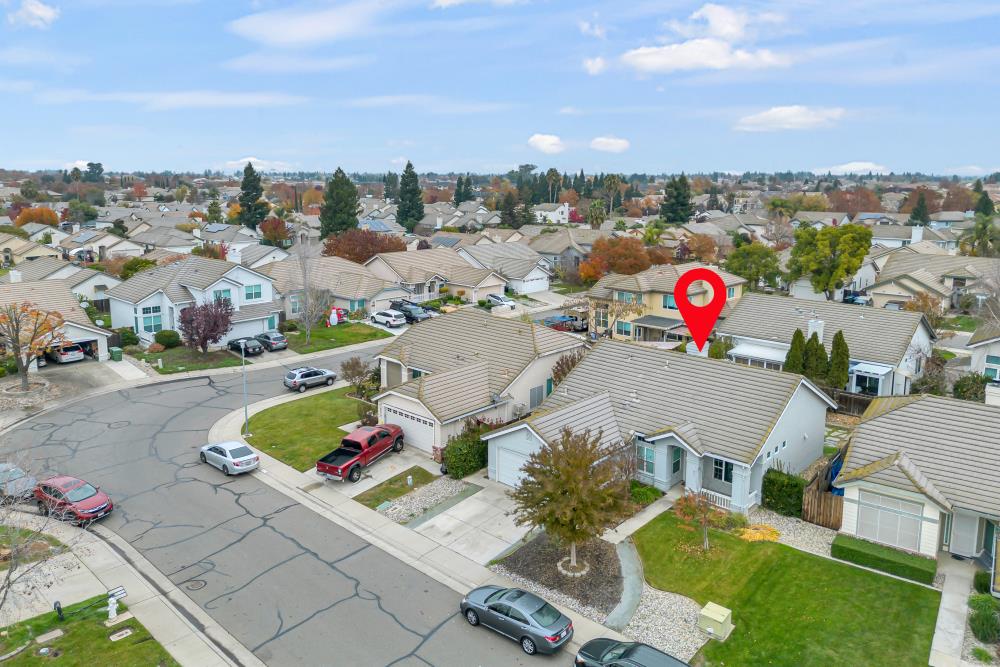 8679 Spring House Way Elk Grove, CA 95624 - Photo 41 of 48 a view of city