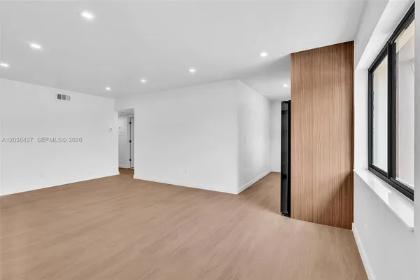 $2,475 | 1924 Northeast 26th Street, Unit 4, Wilton Manors, FL 33305