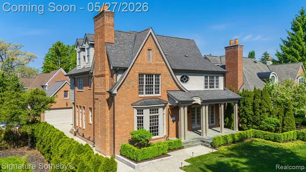 $2,695,000 | 555 Baldwin Court, Birmingham, MI 48009