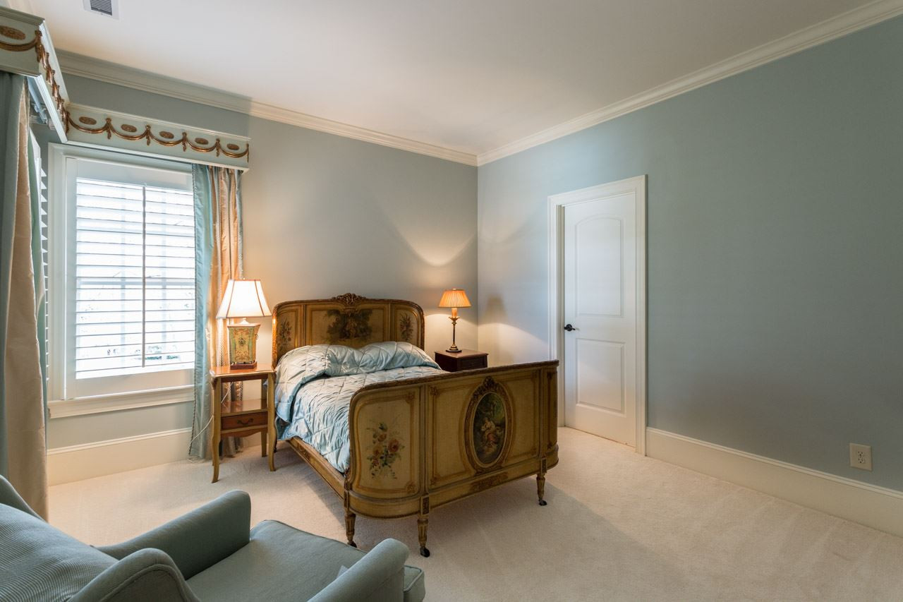 2308 Beechridge Road Raleigh, NC 27608 - Photo 23 of 27 Photo 23