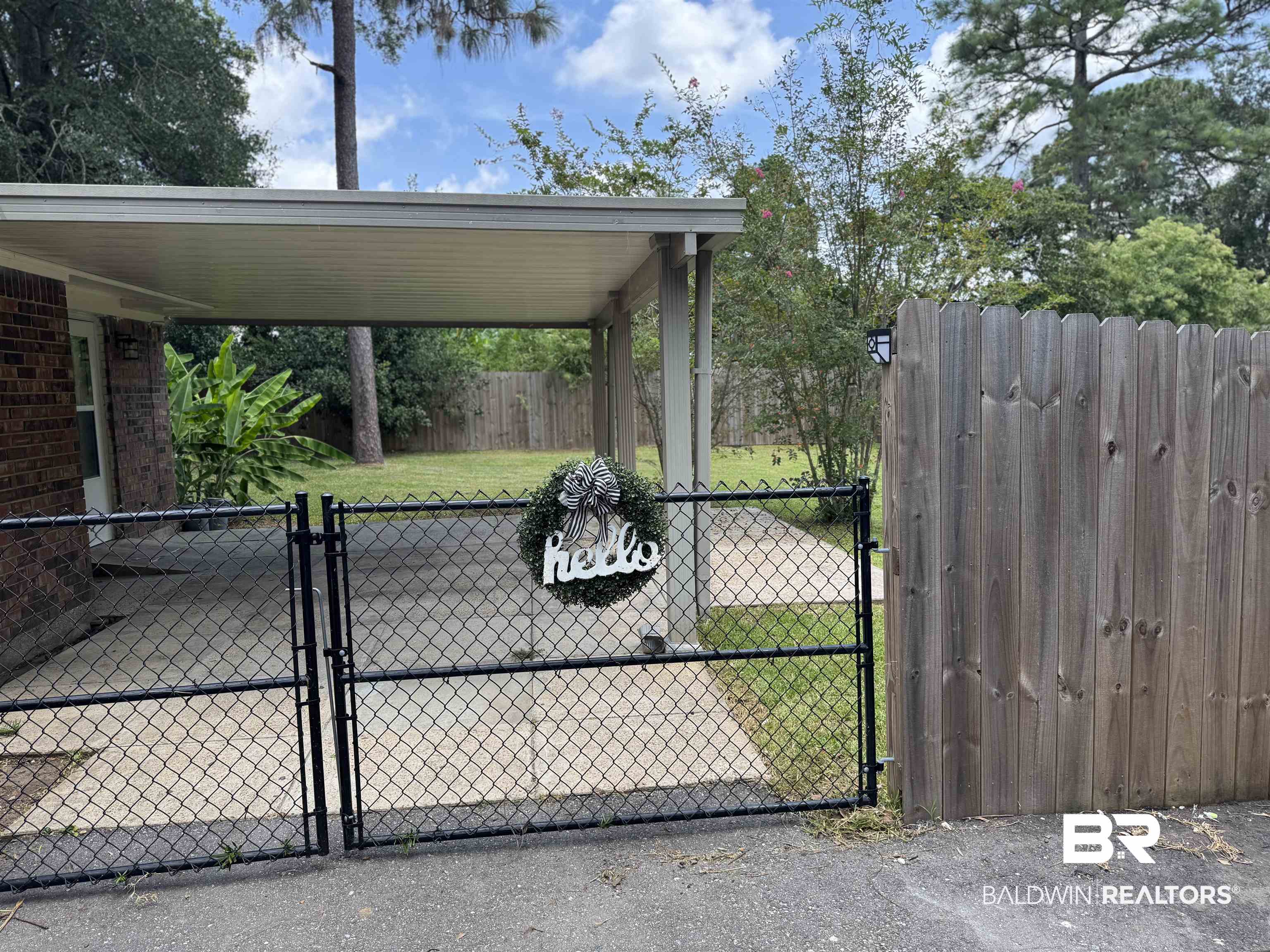8070 Middle Ring Road Mobile, AL 36619 - Photo 23 of 26 View of gate