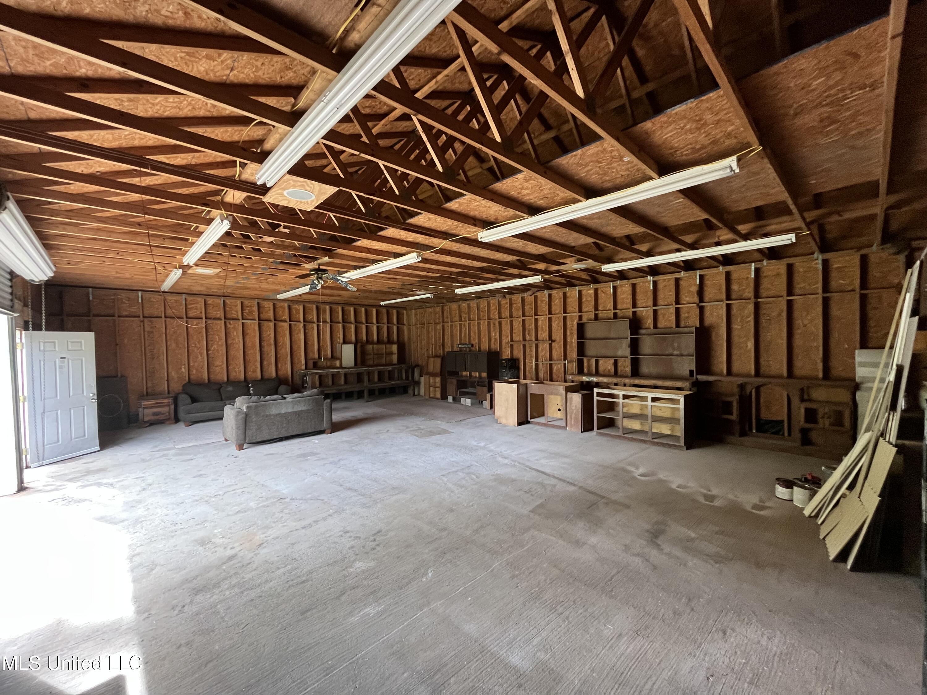 4472 Pierce Road D'Iberville, MS 39540 - Photo 15 of 17 E119B8C3-1D91-4379-AF37-7C80A821FD0C
