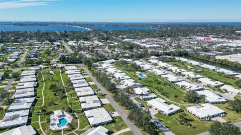 $284,900 | 6810 9th Avenue West, Bradenton, FL 34209