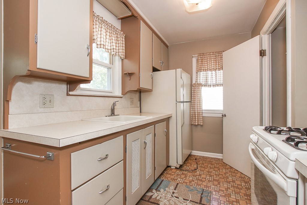 11417 Granger Road Cleveland, OH 44125 - Photo 8 of 27 Gallery Image 8