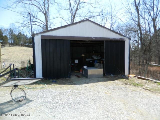1725 Ballard Road Lawrenceburg, KY 40342 - Photo 12 of 13 Garage