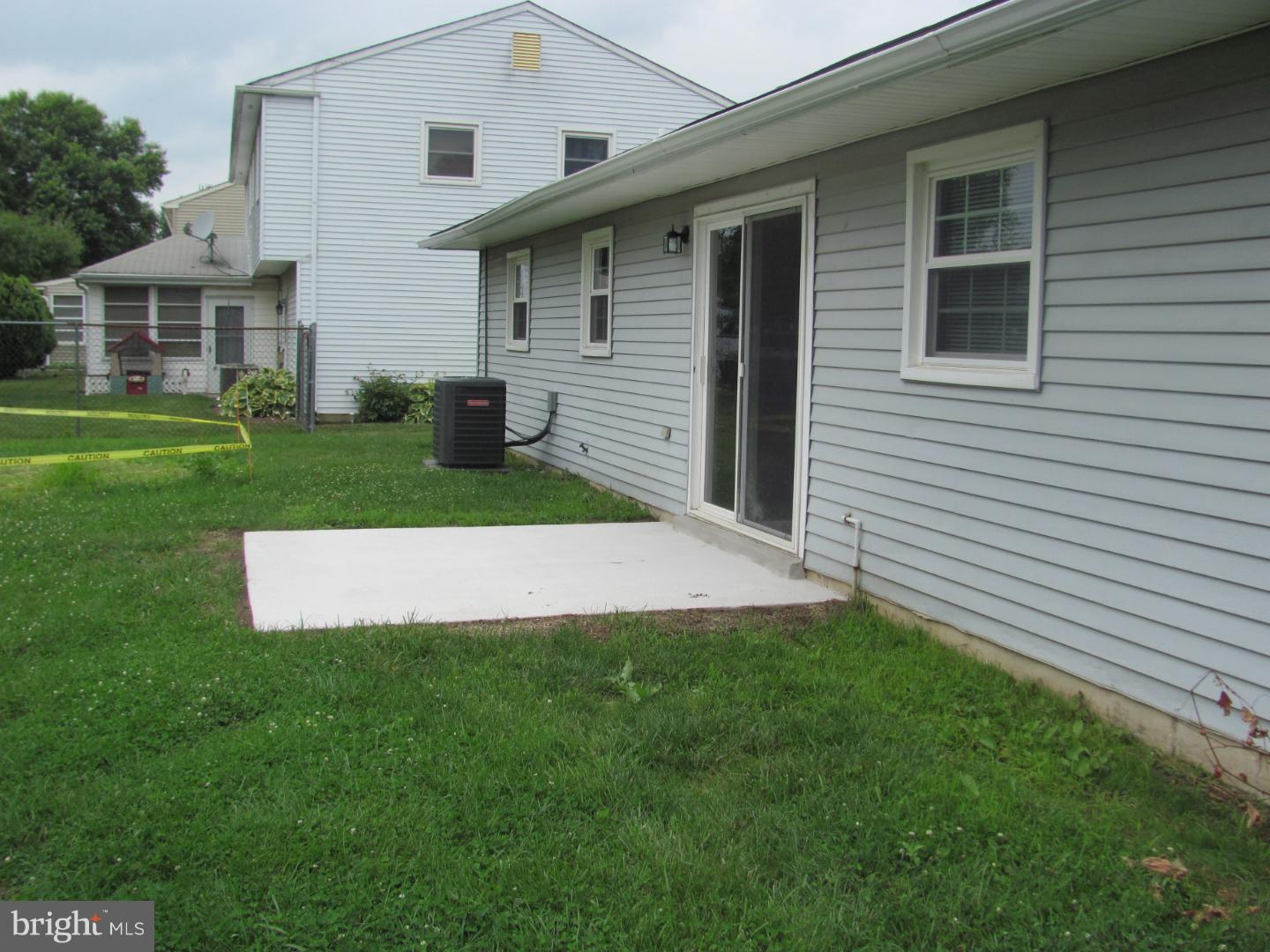 8 Ritchie Drive New Castle, DE 19720 - Photo 19 of 20 Exterior Back