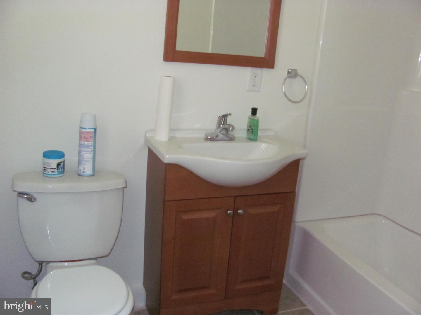 8 Ritchie Drive New Castle, DE 19720 - Photo 9 of 20 Master Bathroom
