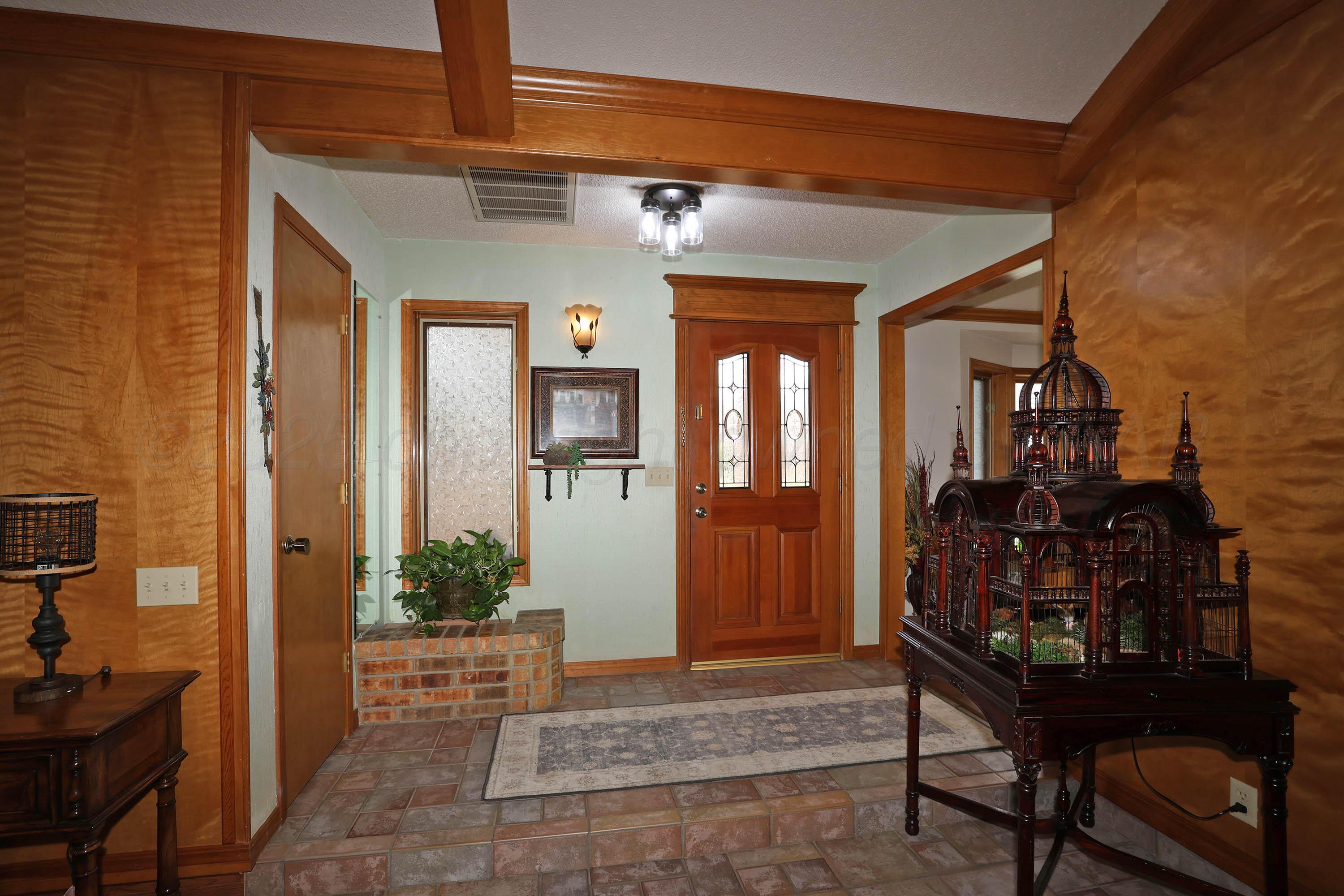 3508 Reeder Drive Amarillo, TX 79119 - Photo 4 of 34 3-Entry