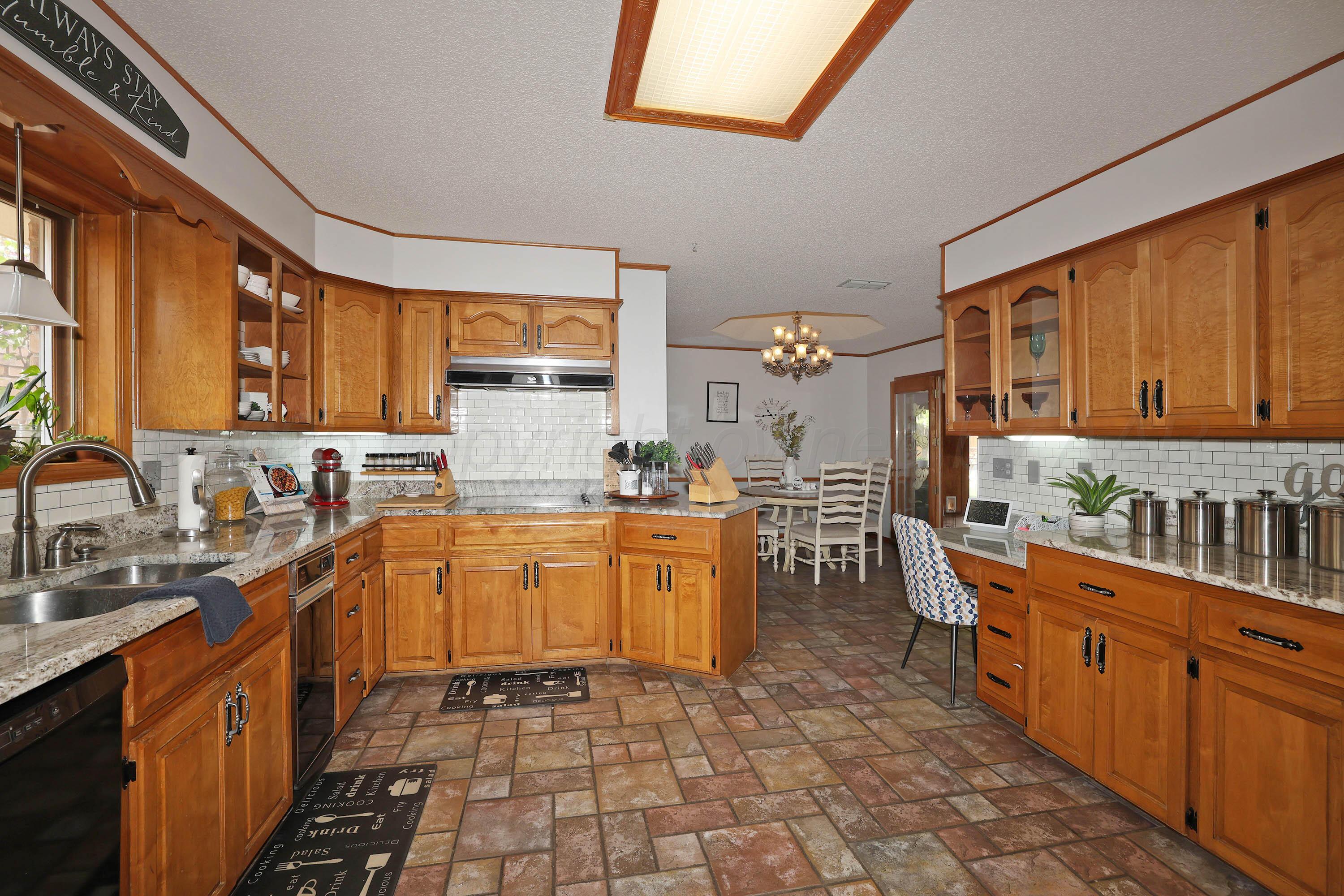 3508 Reeder Drive Amarillo, TX 79119 - Photo 10 of 34 9-Kitchen