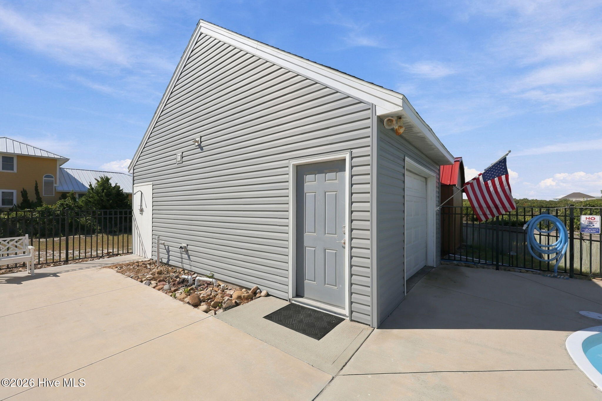 203 Hoffman Beach Road Atlantic Beach, NC 28512 - Photo 40 of 55 pool house