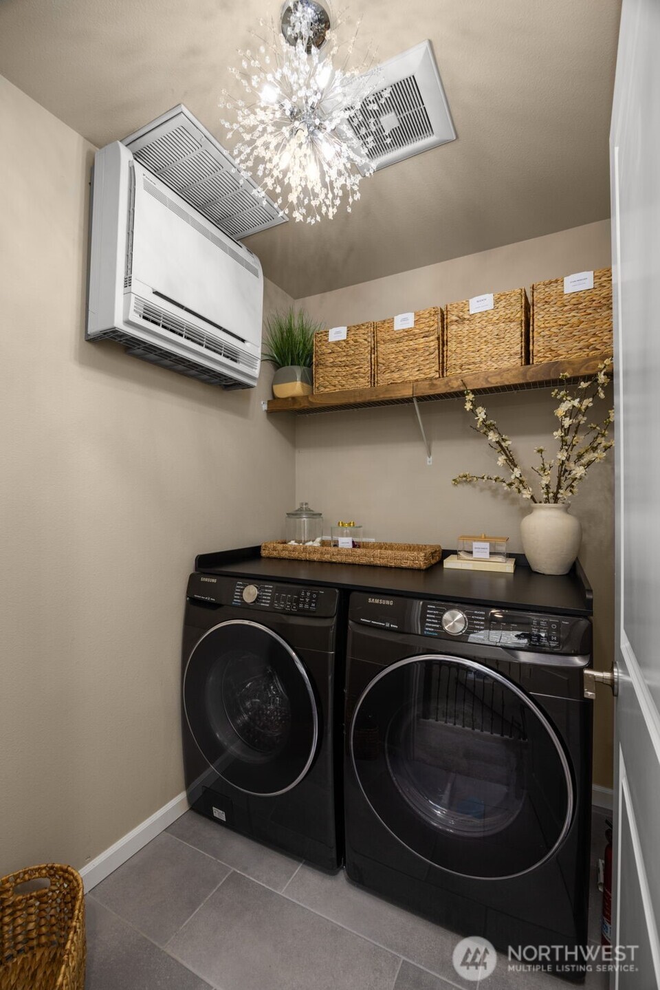 3204 Southwest Holly Street Seattle, WA 98126 - Photo 25 of 33