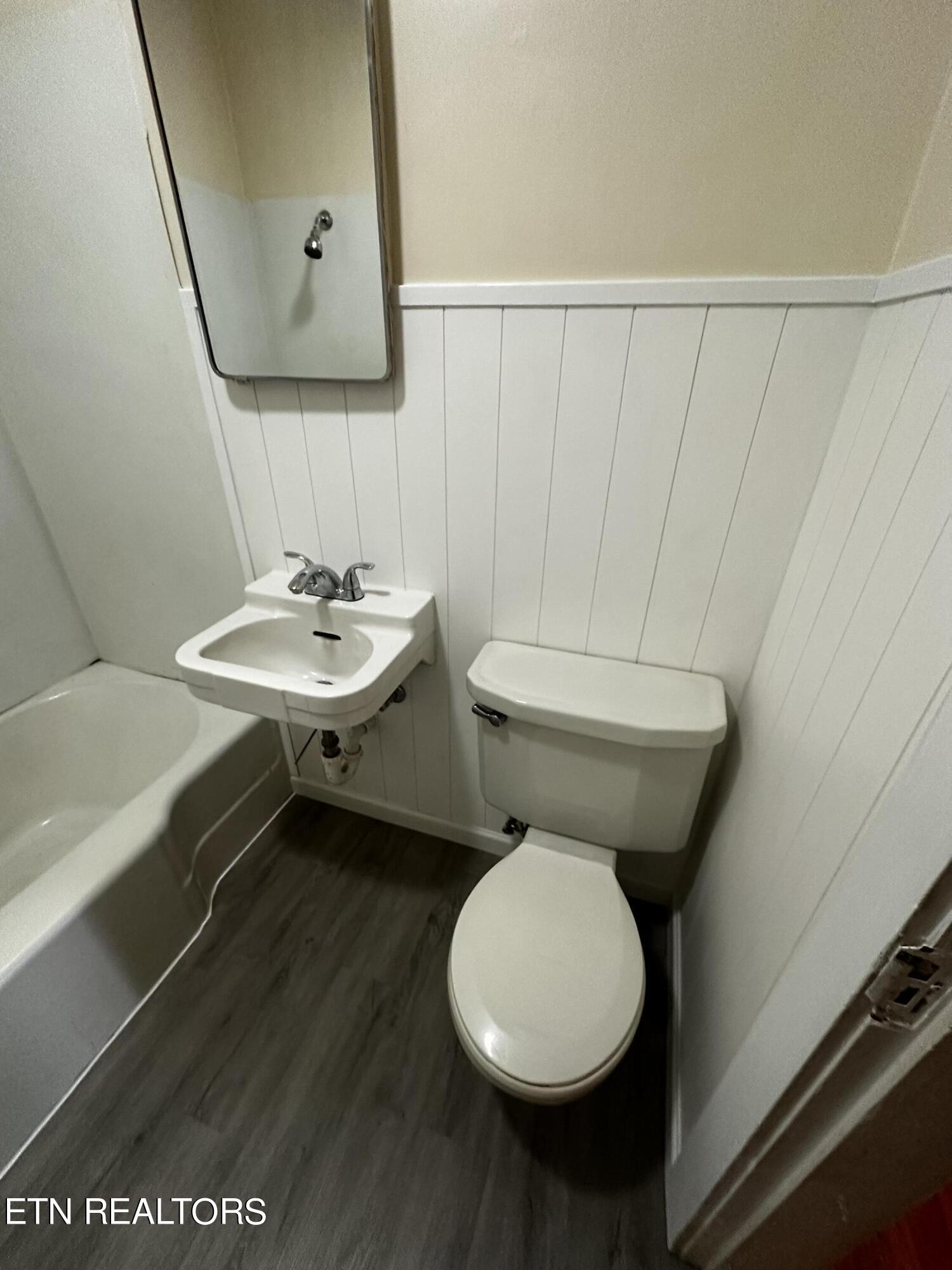 222 Hidell Road Knoxville, TN 37914 - Photo 16 of 40 Gallery Image 16