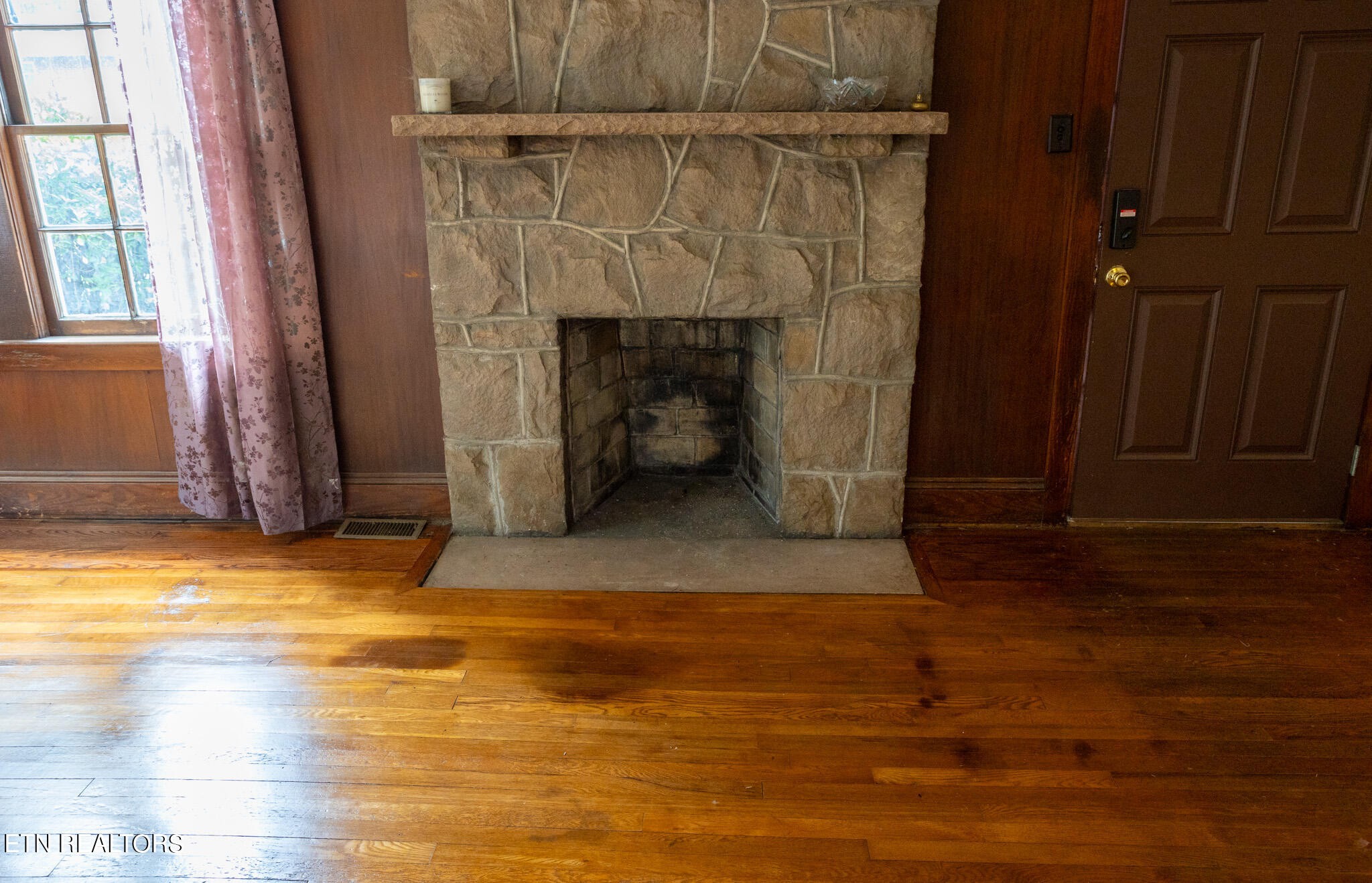 222 Hidell Road Knoxville, TN 37914 - Photo 8 of 40 Gallery Image 8