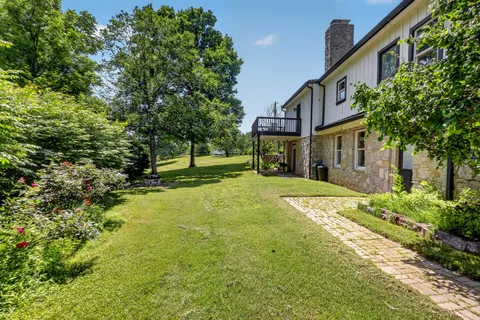 $899,000 | 7255 Hall Road, Greenbrier, TN 37073