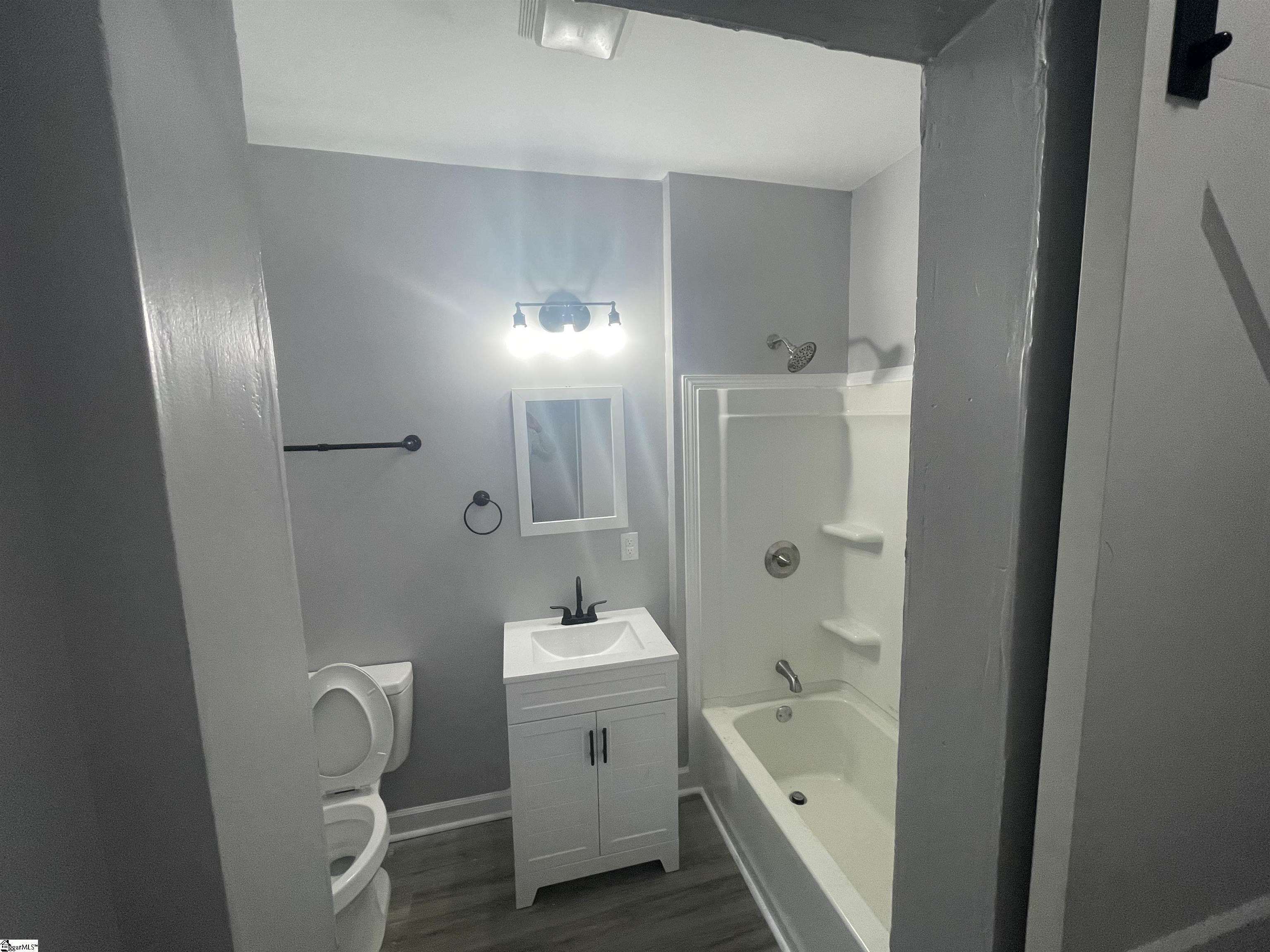 210 Washborn Avenue Pendleton, SC 29670 - Photo 6 of 9