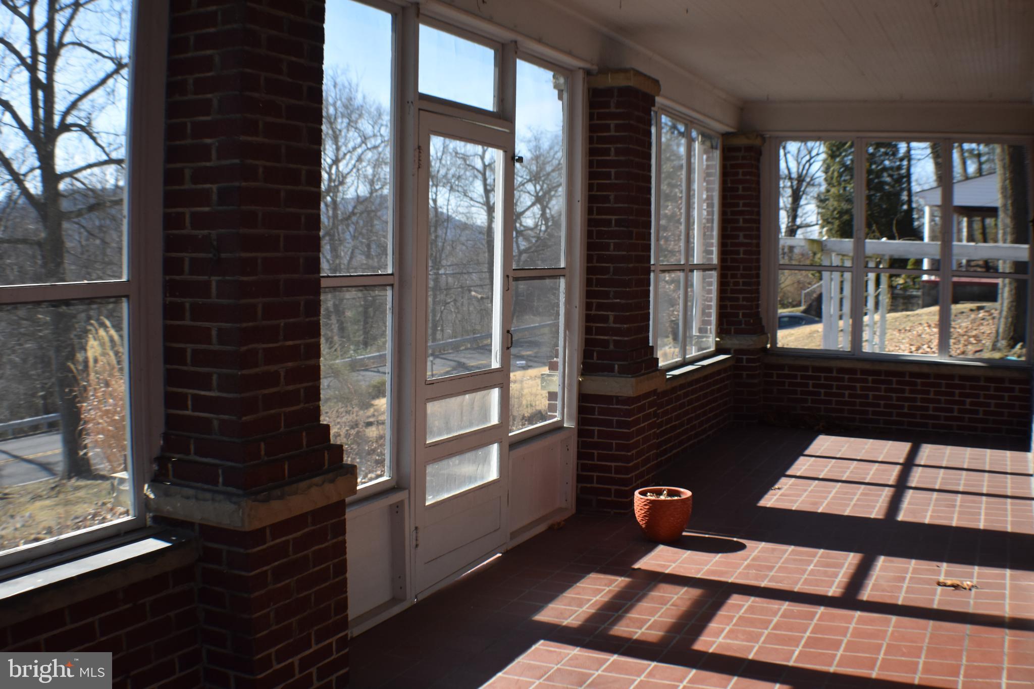941 Braddock Road Cumberland, MD 21502 - Photo 2 of 60 Gallery Image 2