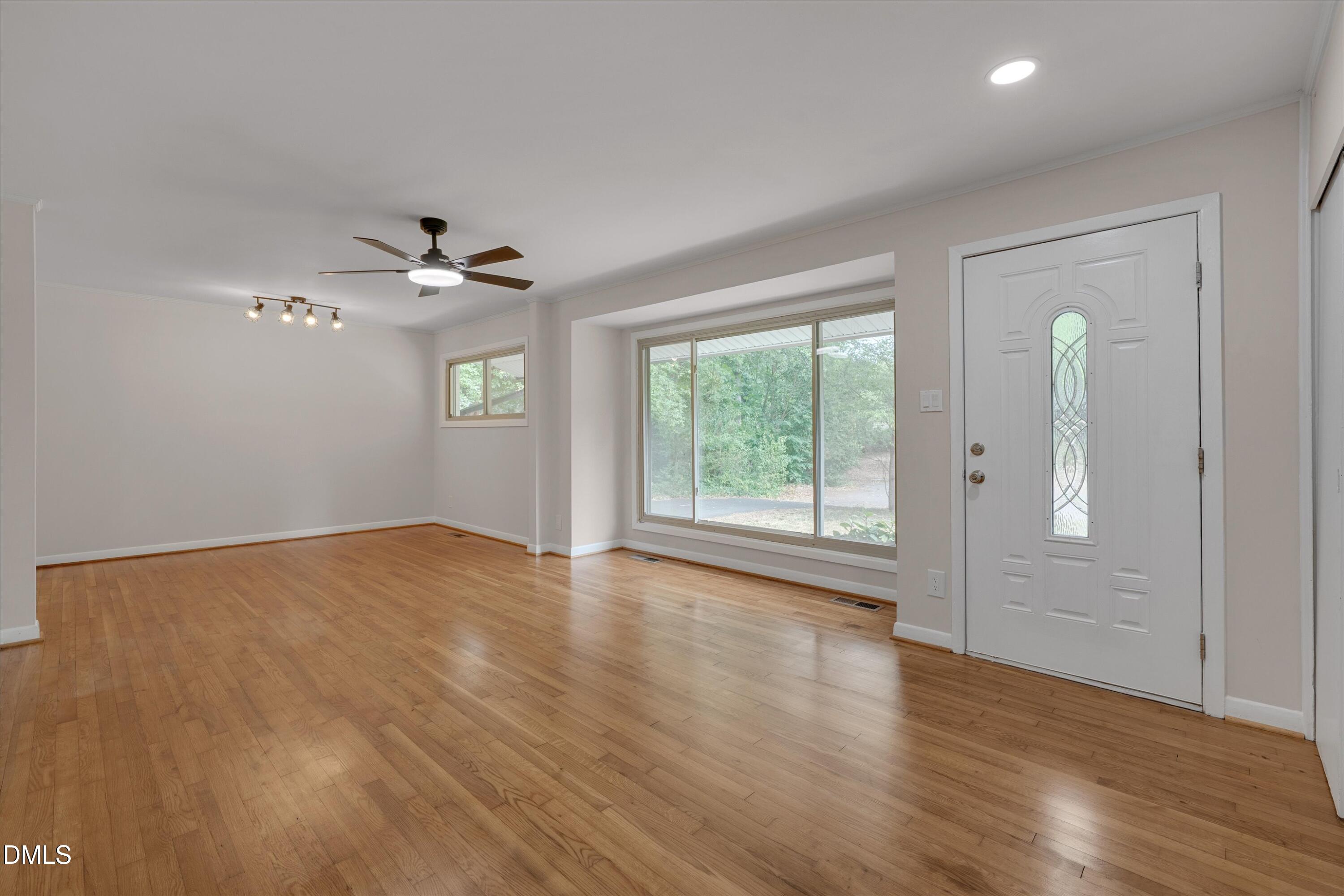 717 Crosby Road Durham, NC 27704 - Photo 5 of 40