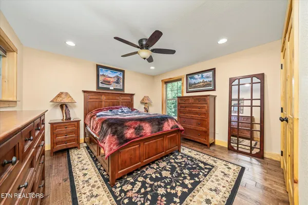 $739,900 | 424 Wilderness Lane, Jamestown, TN 38556