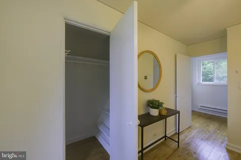 $275,000 | 2 C Gardenway, Greenbelt, MD 20770