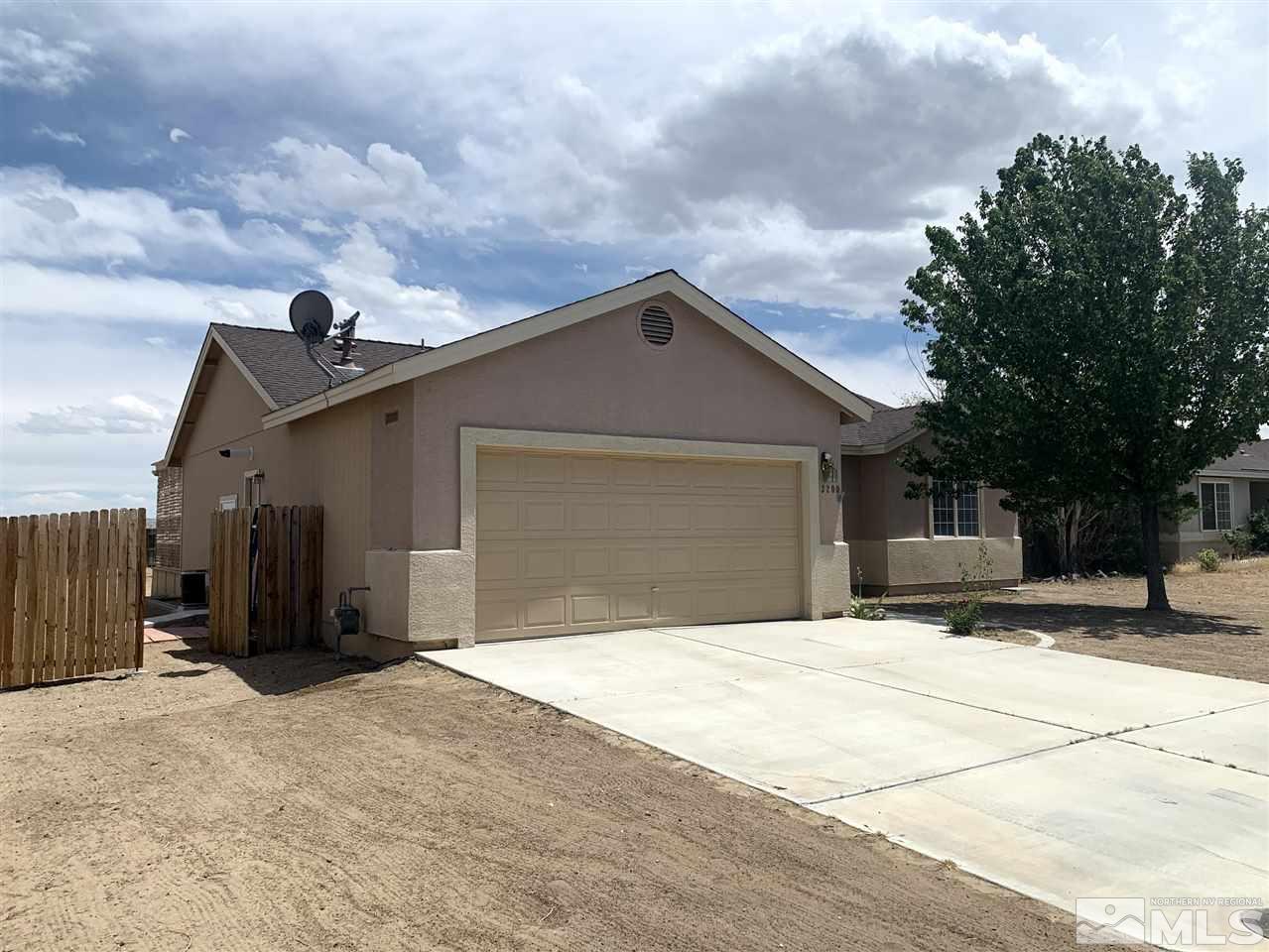 3200 Spring Circle Silver Springs, NV 89429 - Photo 2 of 28 Photo 2