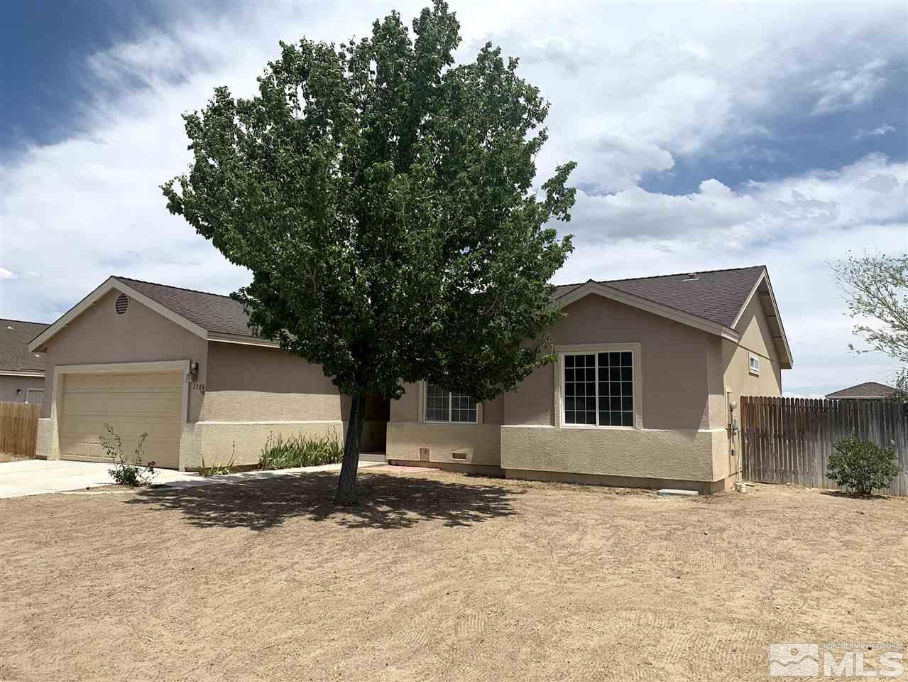 3200 Spring Circle Silver Springs, NV 89429 - Photo 3 of 28 Photo 3