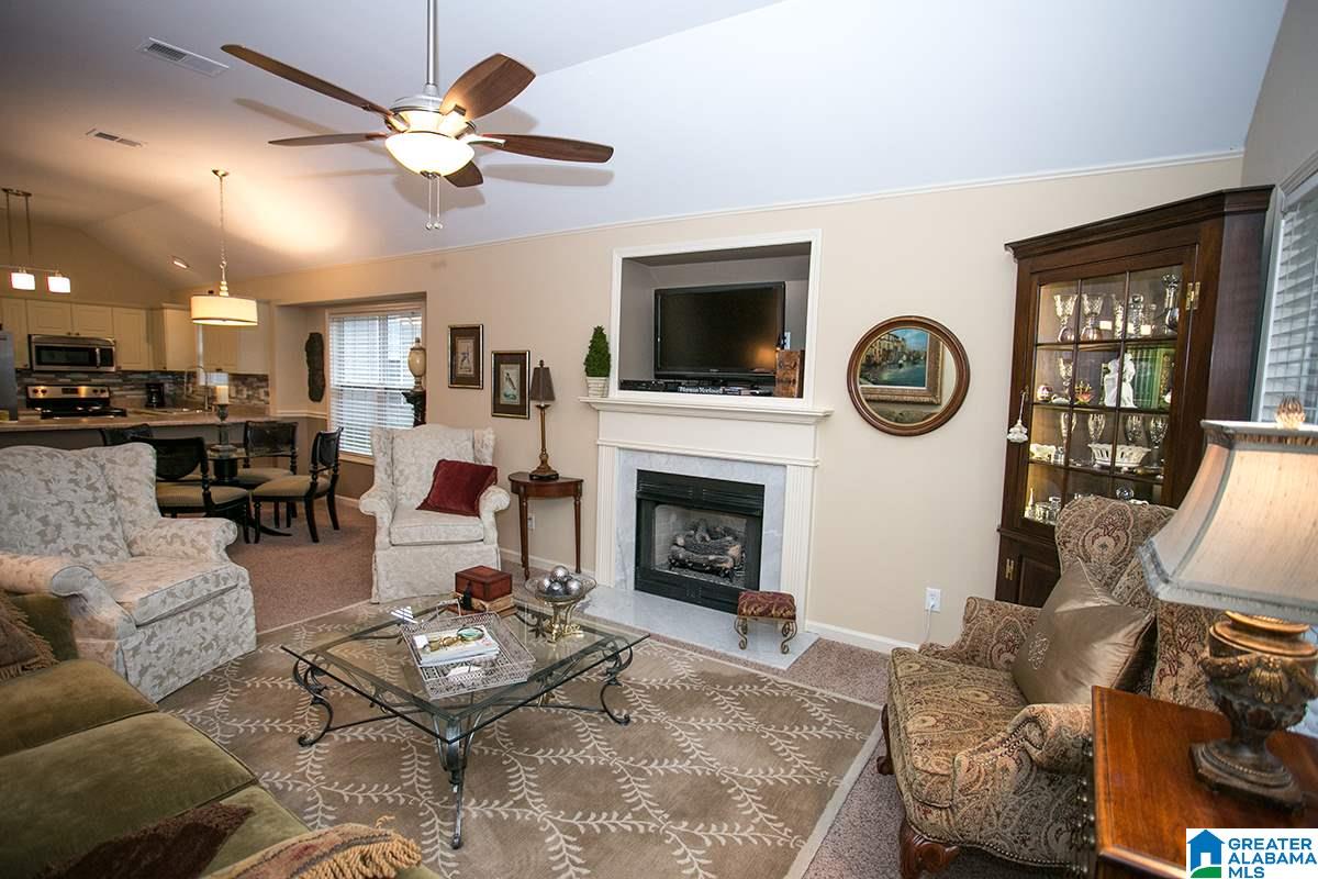 190 Village Drive Calera, AL 35040 - Photo 2 of 16