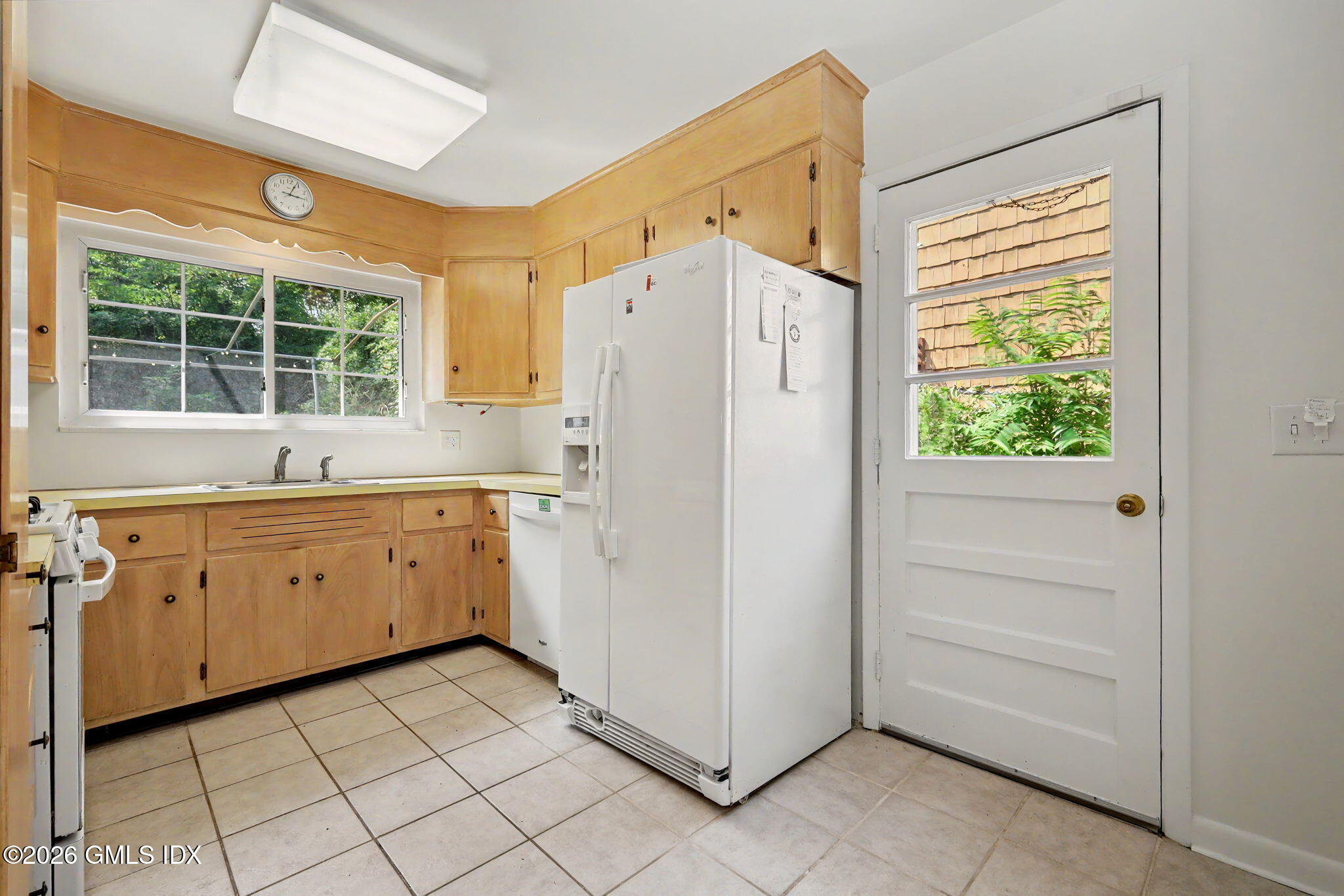 29 Amherst Road Riverside, CT 06878 - Photo 14 of 43 11-web-or-mls-29-amherst-rd