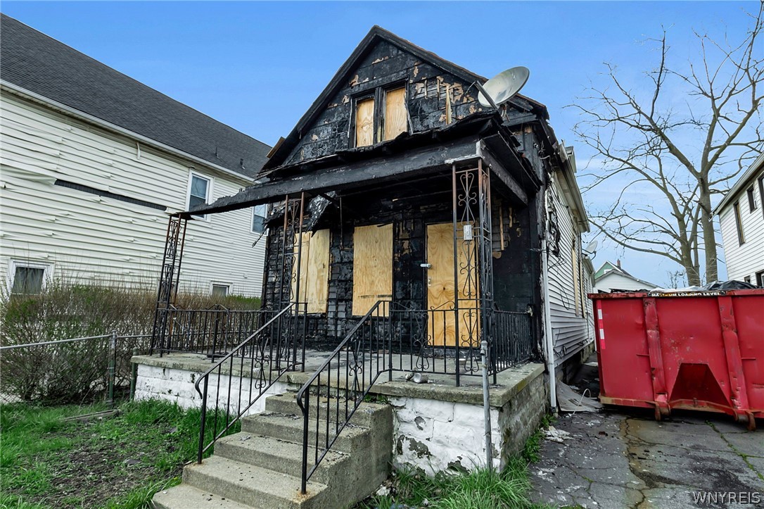 112 Rano Street Buffalo, NY 14207 - Photo 2 of 24