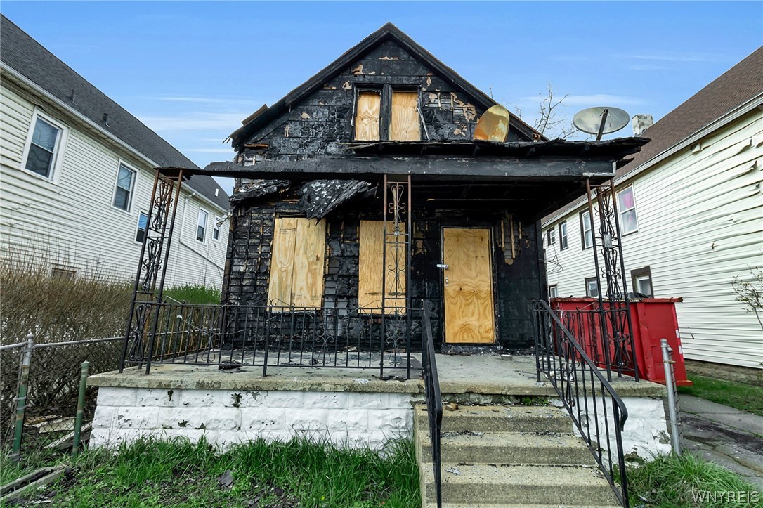112 Rano Street Buffalo, NY 14207 - Photo 3 of 24