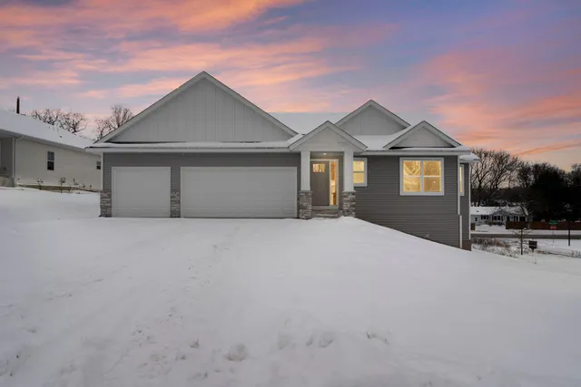 $699,850 | 7420 Glengarry Place, Eden Prairie, MN 55344