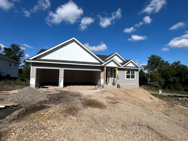 $699,850 | 7420 Glengarry Place, Eden Prairie, MN 55344